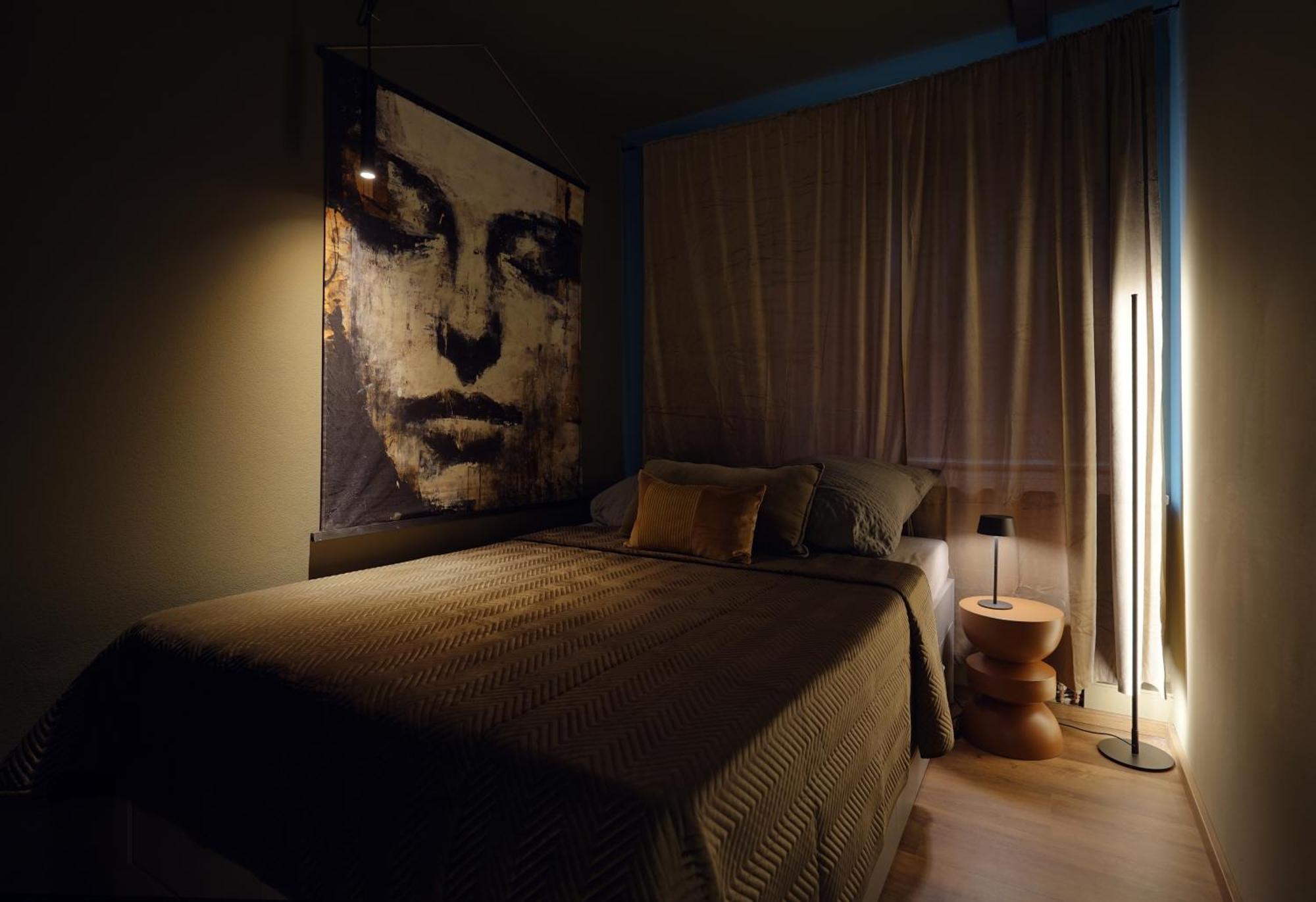 Hotspot Location Reeperbahn Harbor Premium By Ory Living